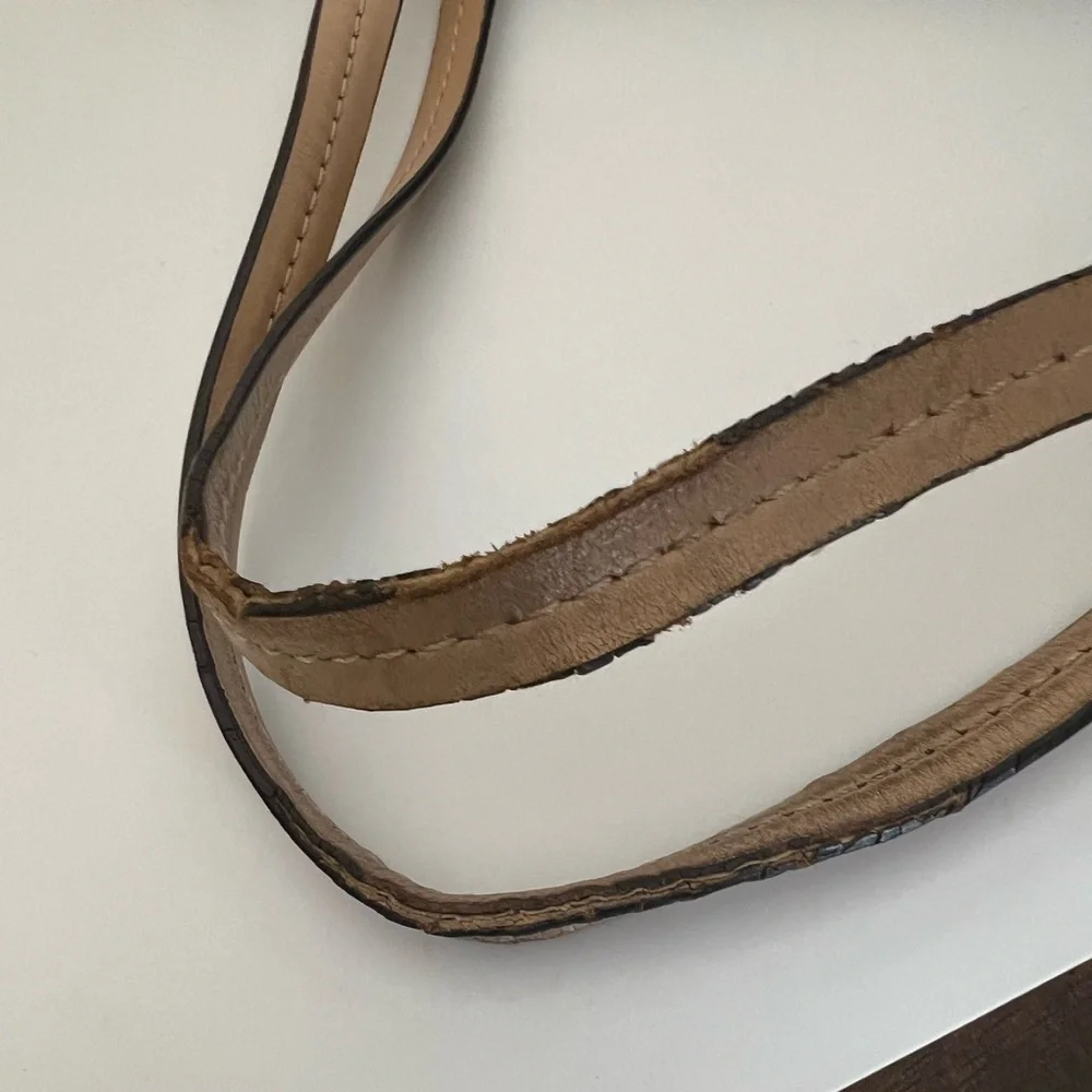 Authentic Coach Signature Peyton Tote Bag - Picture 9 of 10